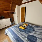 Topart22 At Velence Apartment *